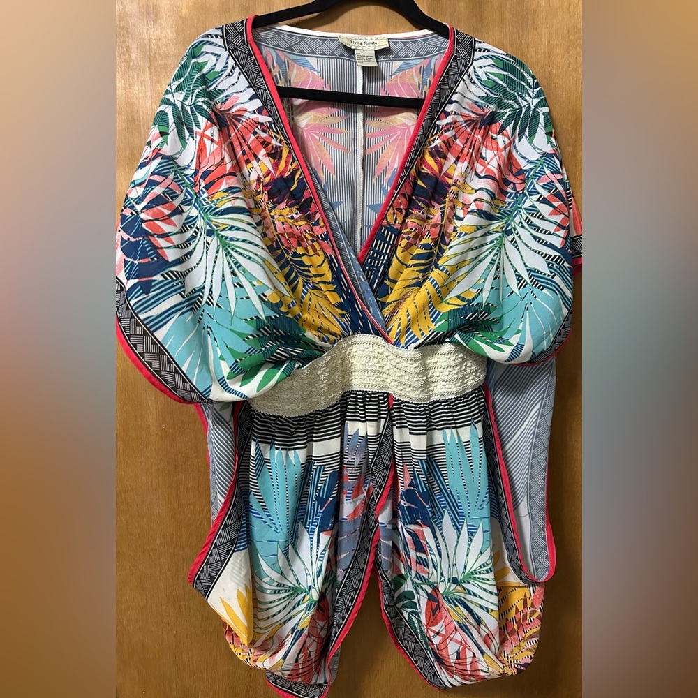 Flying Tomato Multicolor Leaf Print Kimono